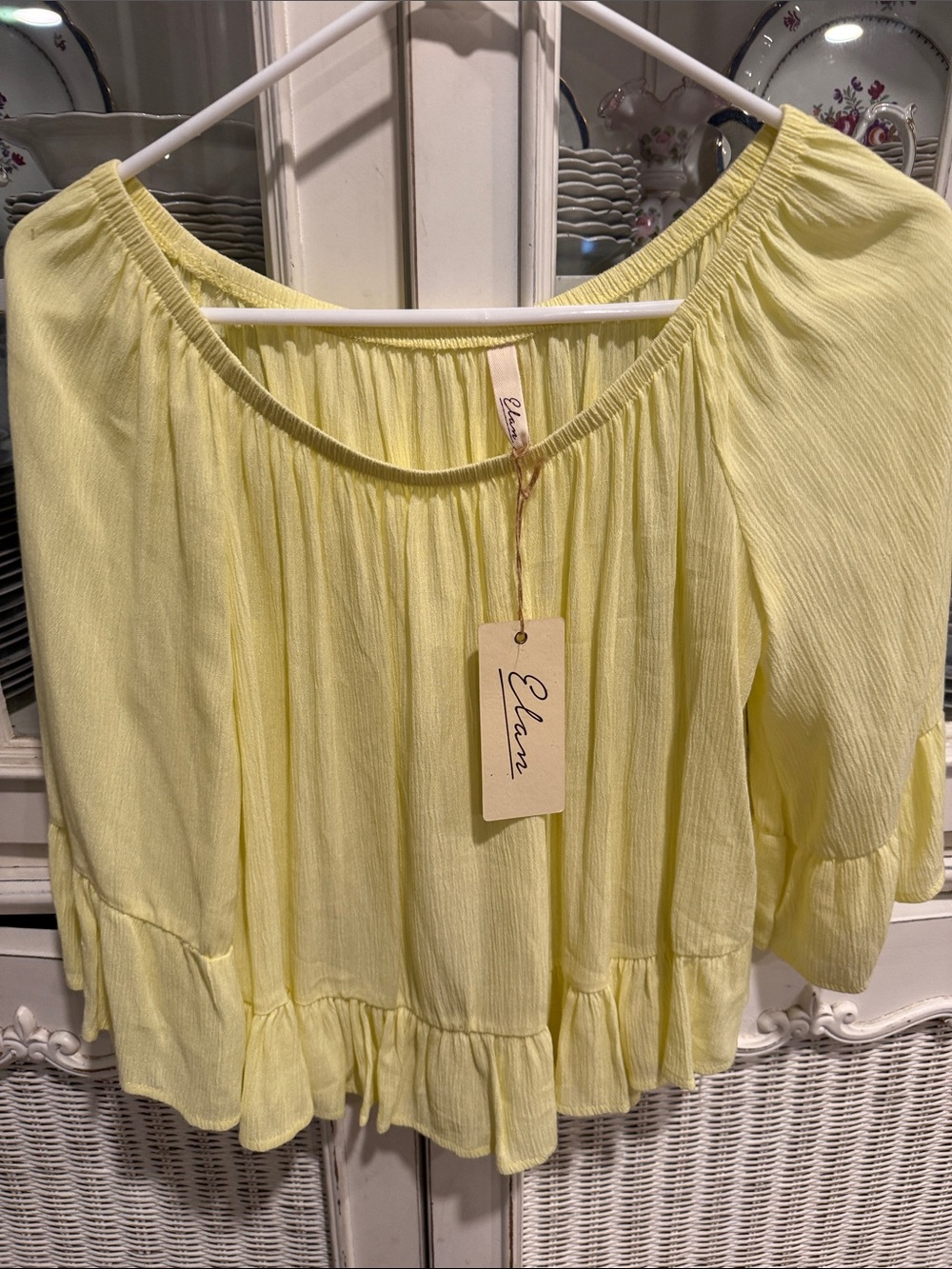 Elan Women's Lemon Off-Shoulder Ruffle Top small nwt